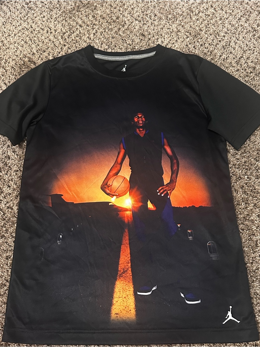 Jordan Boys Youth L Basketball Graphic T-Shirt Black Jumpman